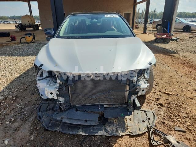 Photo 4 of 2019 TOYOTA CAMRY XSE (VIN 4T1B61HK1KU228647)