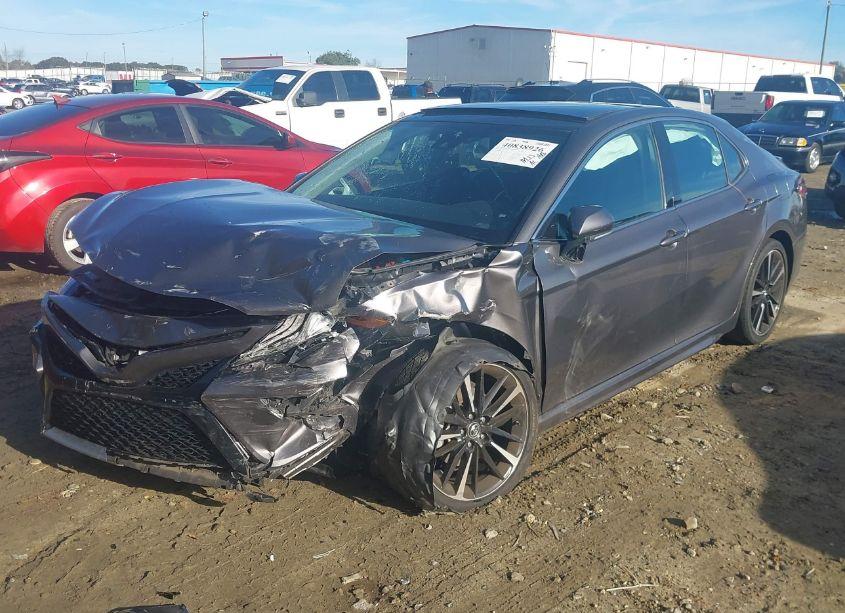 Photo 6 of 2019 Toyota Camry XSE (VIN 4T1B61HK1KU265441)