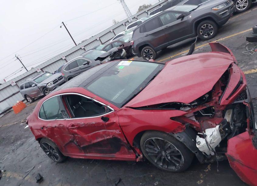 Photo 13 of 2019 Toyota Camry XSE (VIN 4T1B61HK1KU286905)