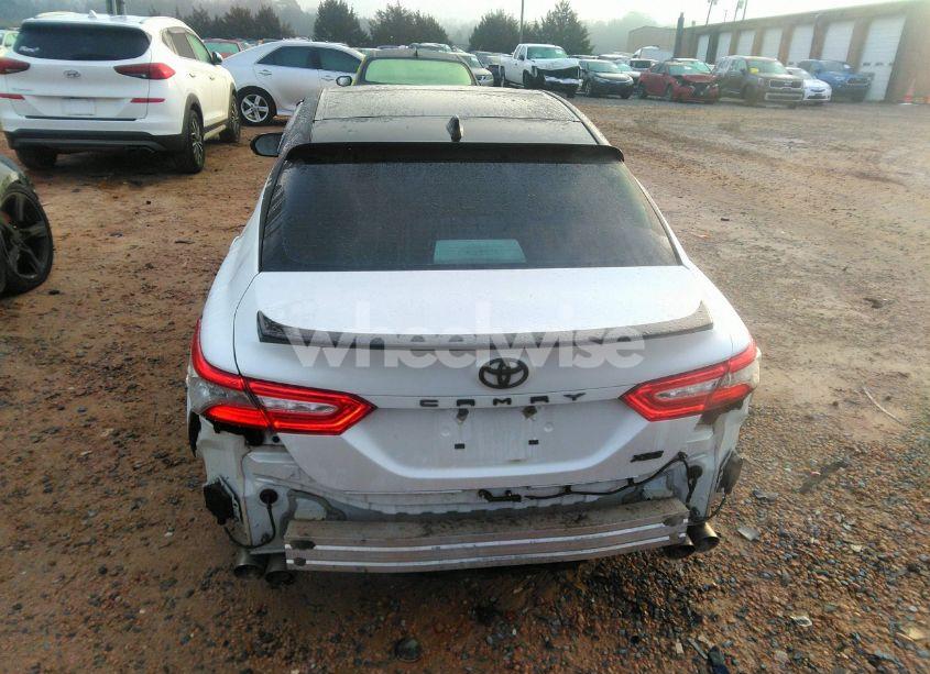 Photo 17 of 2019 Toyota Camry XSE (VIN 4T1B61HK1KU294163)