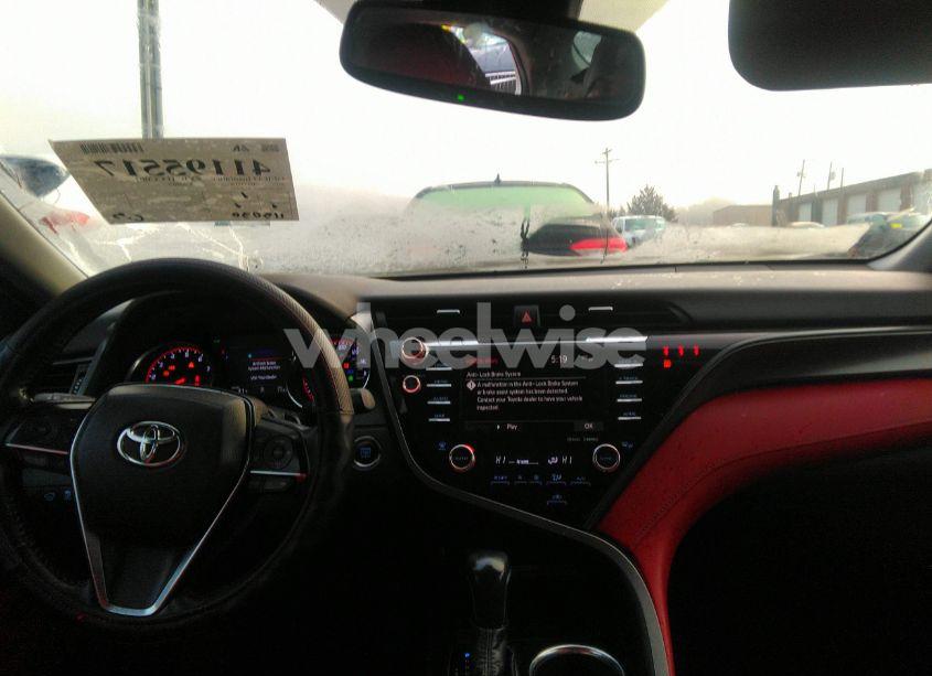 Photo 20 of 2019 Toyota Camry XSE (VIN 4T1B61HK1KU294163)