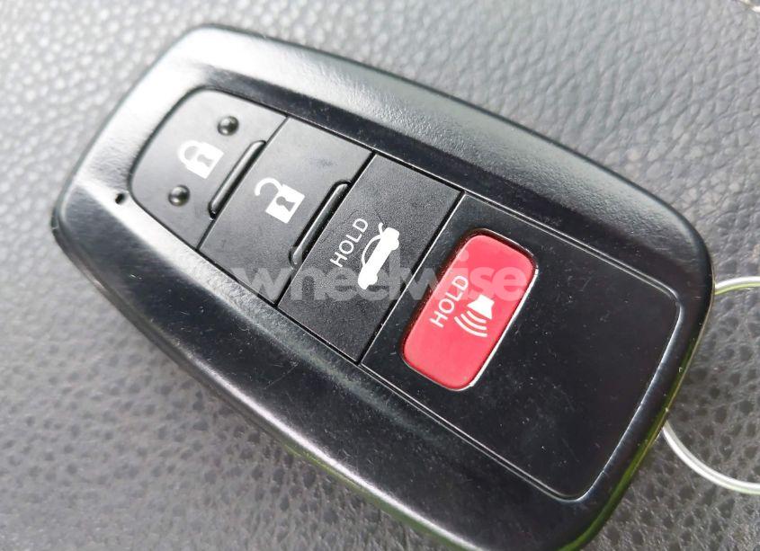 Photo 11 of 2019 Toyota Camry XSE (VIN 4T1B61HK1KU704038)