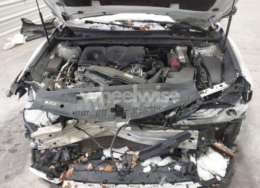 Photo 10 of 2019 Toyota Camry XSE (VIN 4T1B61HK1KU709501)