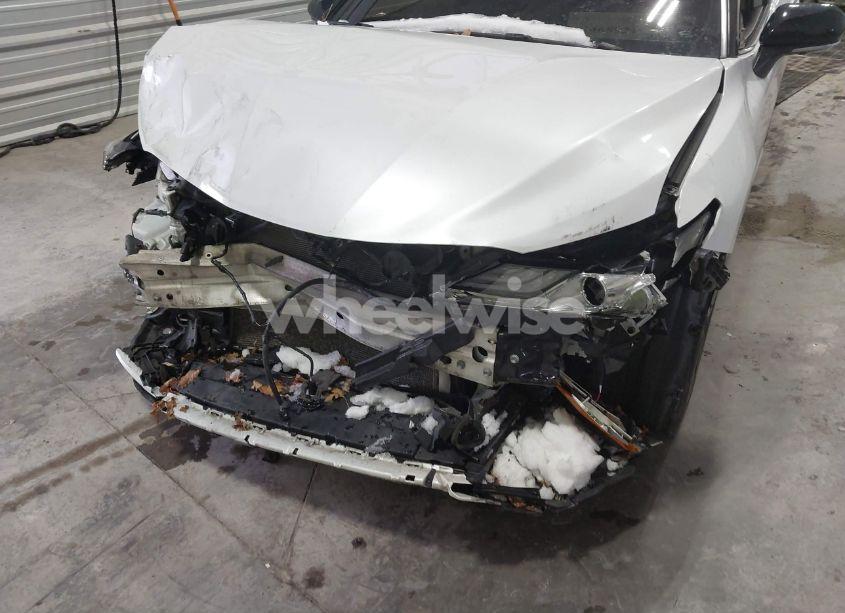 Photo 6 of 2019 Toyota Camry XSE (VIN 4T1B61HK1KU709501)