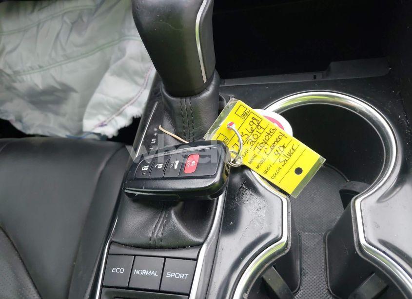 Photo 11 of 2019 Toyota Camry XSE (VIN 4T1B61HK1KU755698)