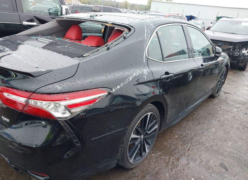 Photo 13 of 2019 Toyota Camry XSE (VIN 4T1B61HK1KU758164)