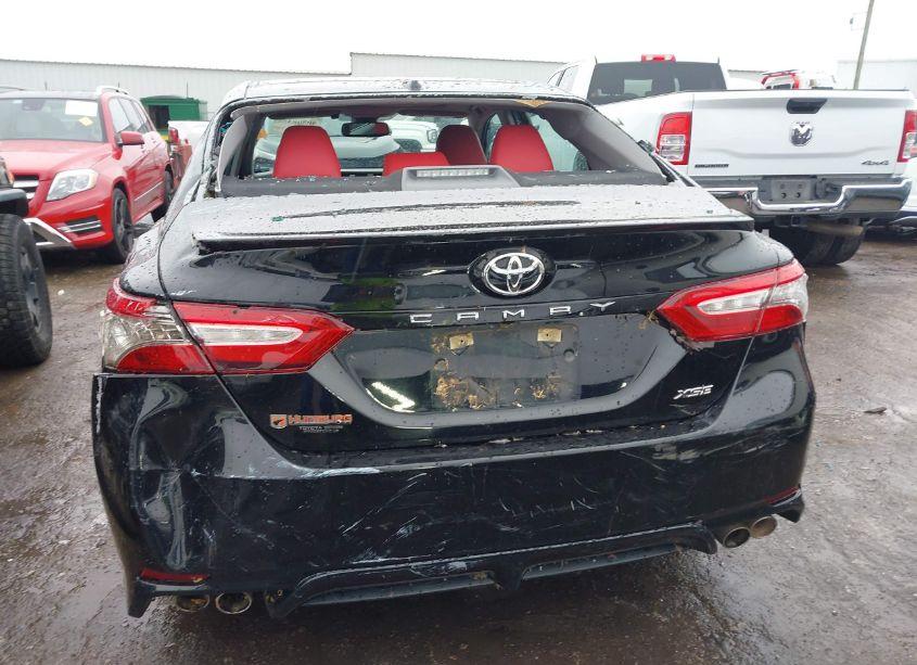 Photo 16 of 2019 Toyota Camry XSE (VIN 4T1B61HK1KU758164)