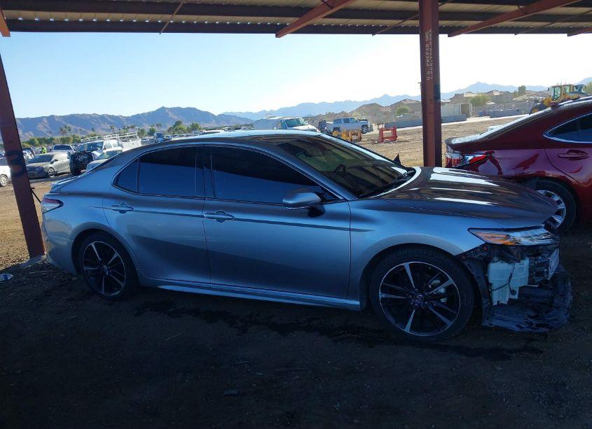 Photo 13 of 2019 Toyota Camry XSE (VIN 4T1B61HK1KU850360)