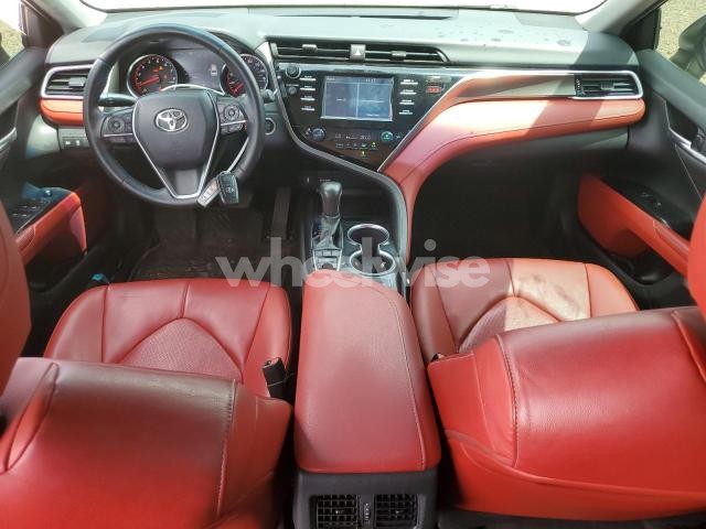 Photo 10 of 2018 TOYOTA CAMRY XSE (VIN 4T1B61HK2JU024227)