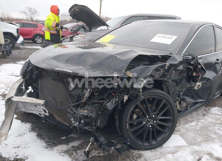 Photo 6 of 2018 Toyota Camry XSE (VIN 4T1B61HK2JU132993)