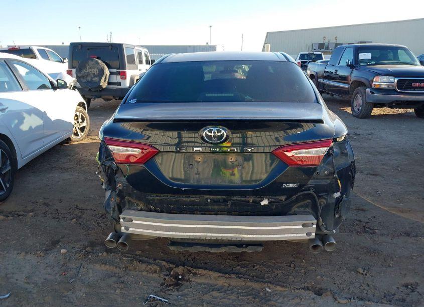 Photo 16 of 2018 Toyota Camry XSE (VIN 4T1B61HK2JU506177)