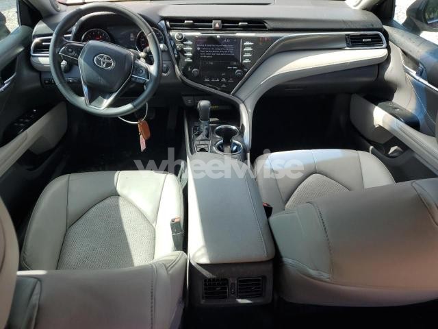 Photo 2 of 2018 TOYOTA CAMRY XSE (VIN 4T1B61HK2JU620664)