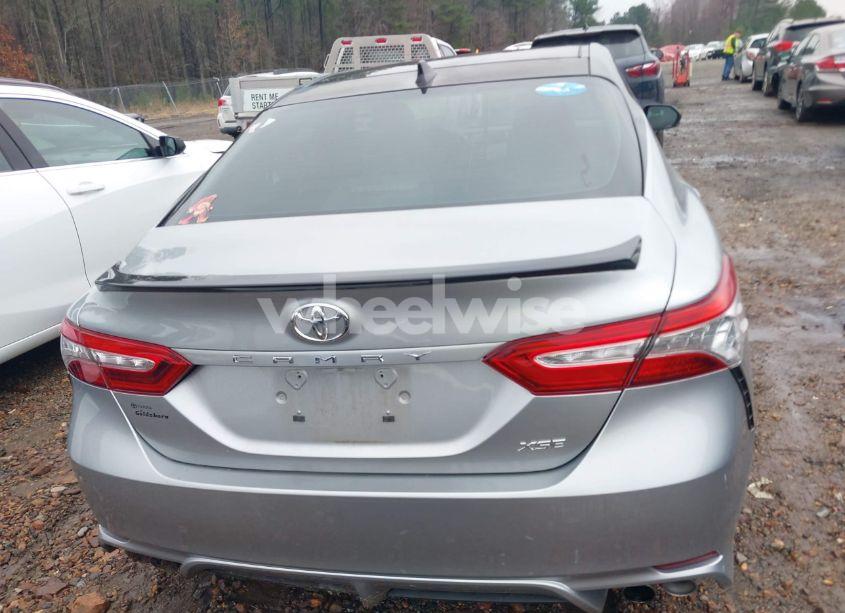 Photo 17 of 2019 Toyota Camry XSE (VIN 4T1B61HK2KU262368)