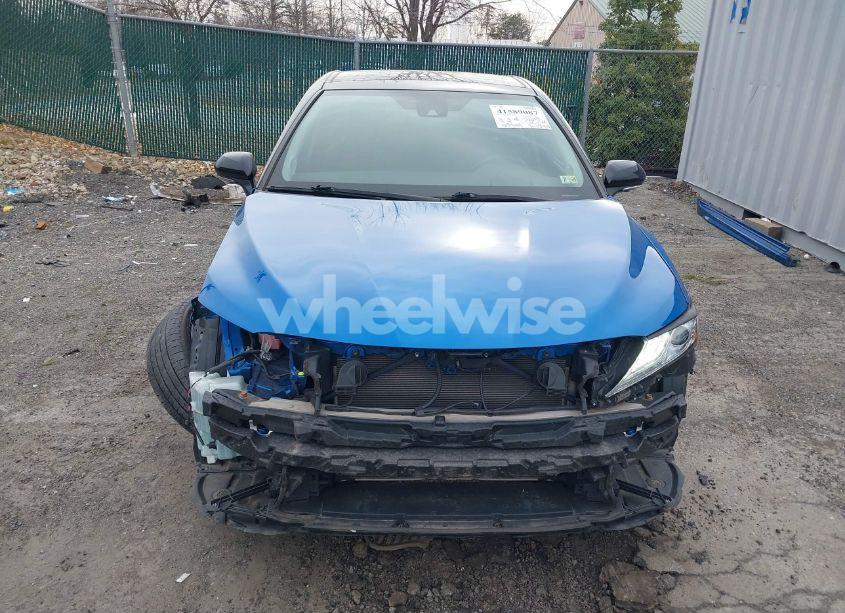 Photo 13 of 2019 Toyota Camry XSE (VIN 4T1B61HK2KU292342)