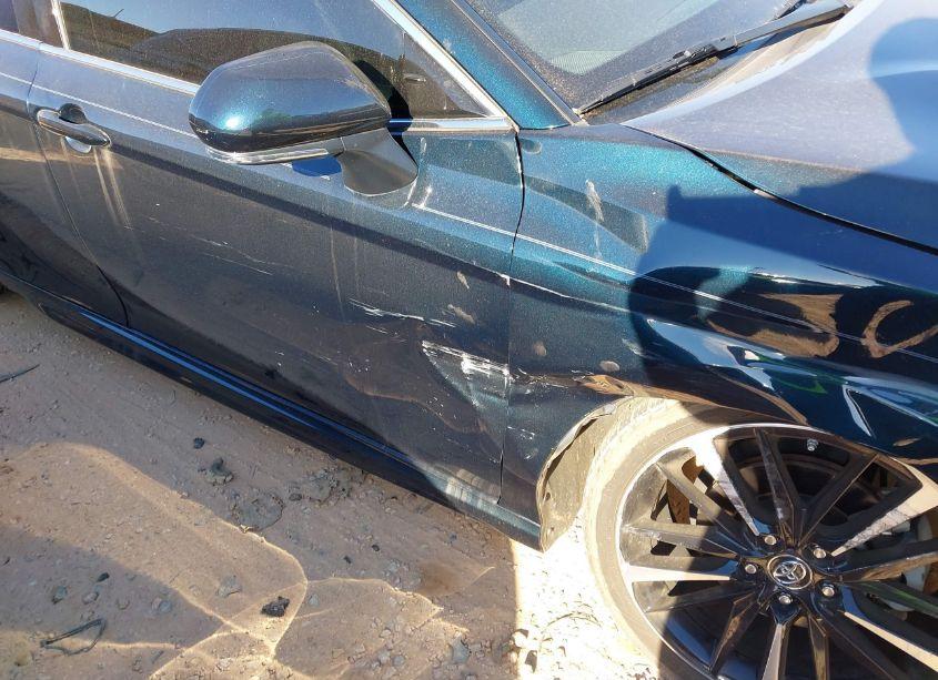 Photo 18 of 2019 Toyota Camry XSE (VIN 4T1B61HK2KU682924)