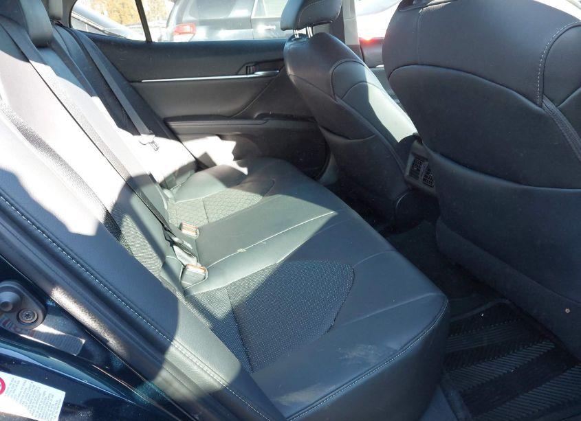 Photo 8 of 2019 Toyota Camry XSE (VIN 4T1B61HK2KU682924)