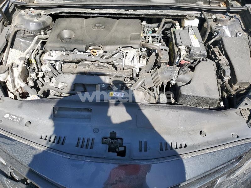 Photo 4 of 2019 TOYOTA CAMRY XSE (VIN 4T1B61HK2KU853493)