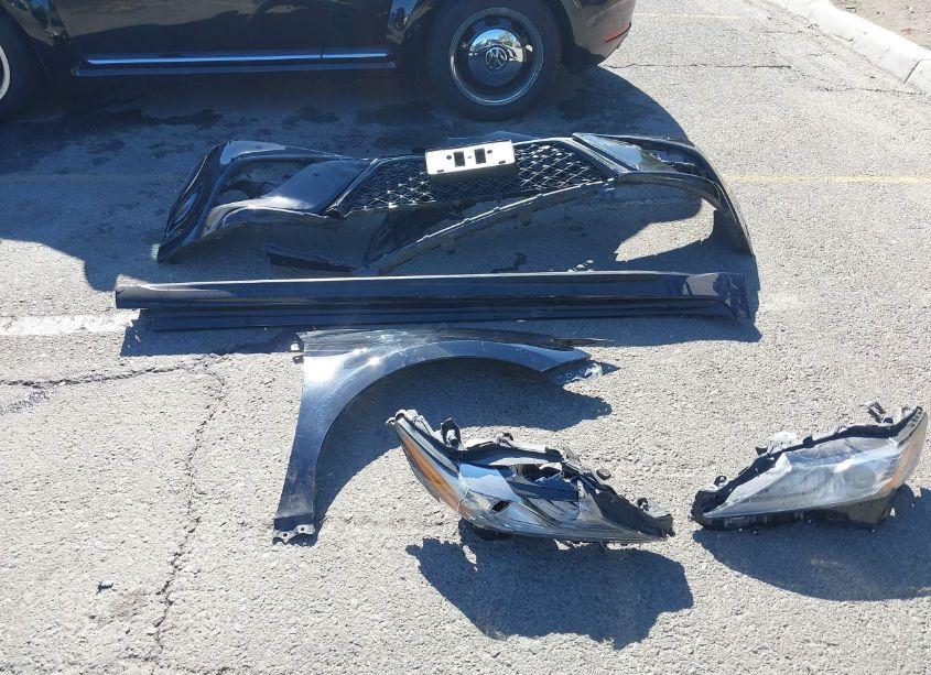 Photo 12 of 2018 Toyota Camry XSE (VIN 4T1B61HK3JU066860)