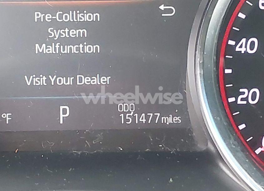 Photo 15 of 2018 Toyota Camry XSE (VIN 4T1B61HK3JU083500)