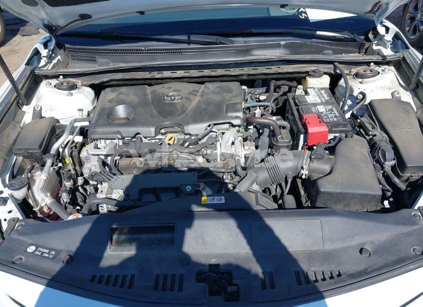 Photo 10 of 2018 Toyota Camry XSE (VIN 4T1B61HK3JU099227)