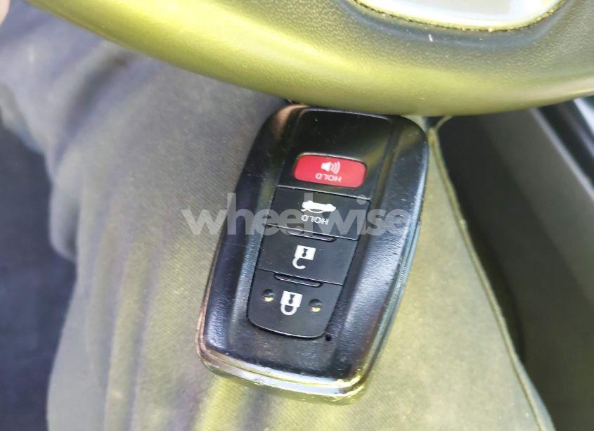 Photo 11 of 2018 Toyota Camry XSE (VIN 4T1B61HK3JU099227)