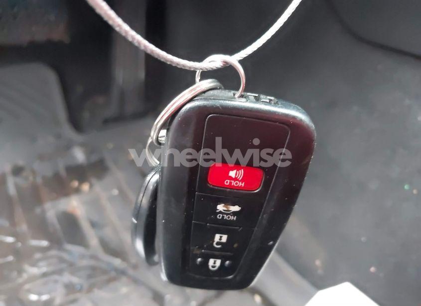 Photo 11 of 2018 Toyota Camry XSE (VIN 4T1B61HK3JU130928)