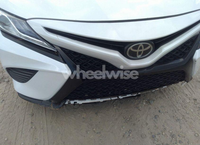 Photo 17 of 2019 Toyota Camry XSE (VIN 4T1B61HK3KU221232)