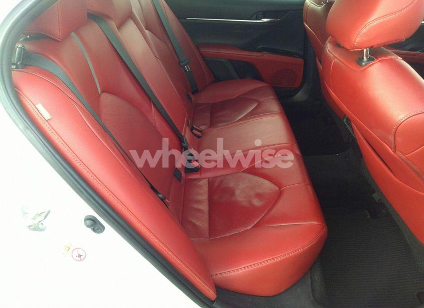 Photo 8 of 2019 Toyota Camry XSE (VIN 4T1B61HK3KU221232)