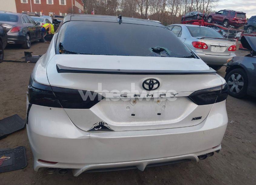 Photo 16 of 2019 Toyota Camry XSE (VIN 4T1B61HK3KU284833)