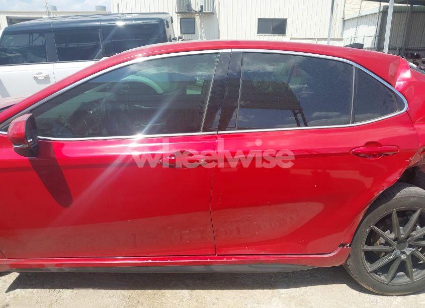 Photo 14 of 2019 Toyota Camry XSE (VIN 4T1B61HK3KU300335)