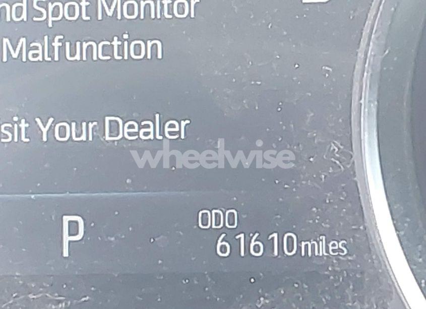 Photo 15 of 2019 Toyota Camry XSE (VIN 4T1B61HK3KU300335)