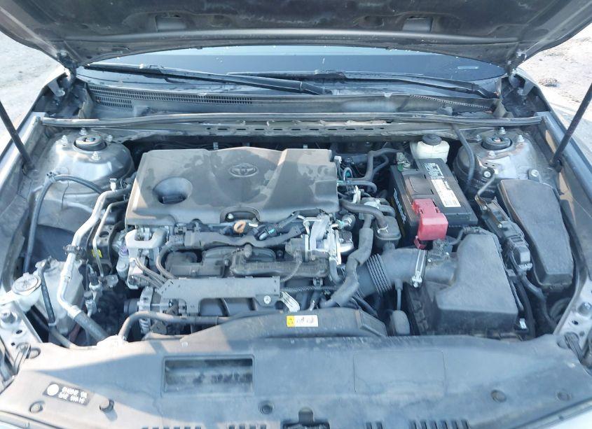 Photo 10 of 2018 Toyota Camry XSE (VIN 4T1B61HK4JU057469)