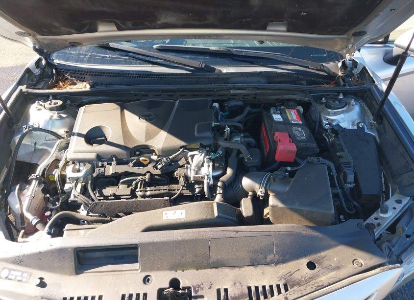 Photo 10 of 2018 Toyota Camry XSE (VIN 4T1B61HK4JU104645)