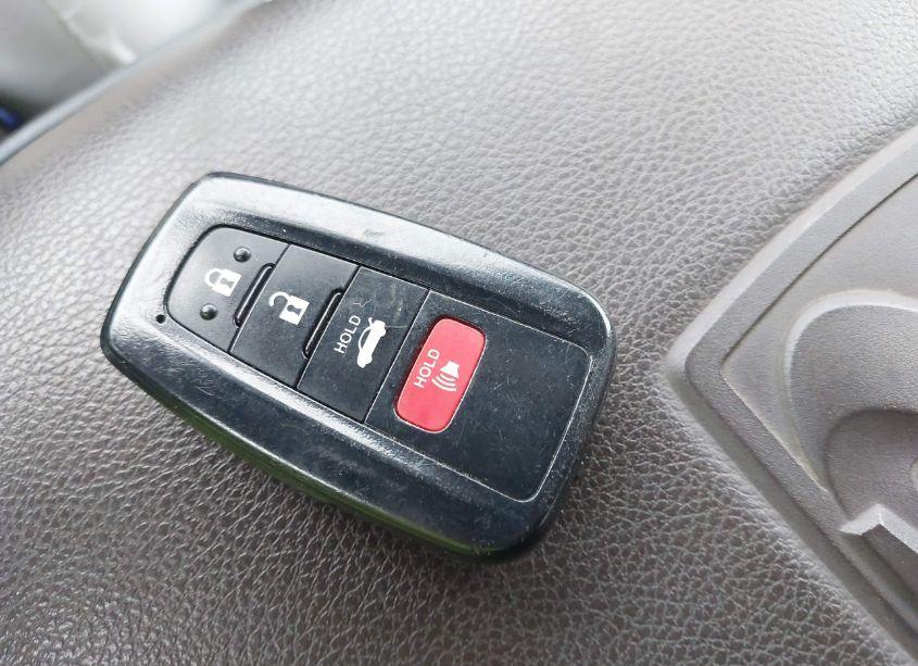 Photo 11 of 2018 Toyota Camry XSE (VIN 4T1B61HK4JU104645)