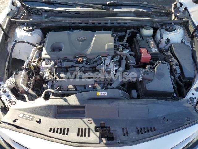Photo 3 of 2018 TOYOTA CAMRY XSE (VIN 4T1B61HK4JU655514)