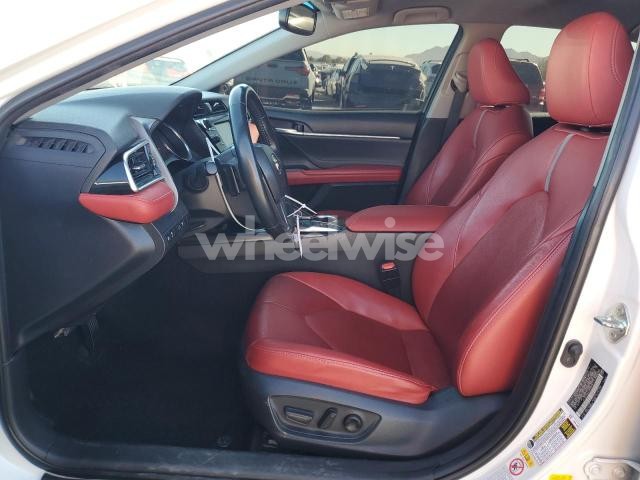 Photo 4 of 2018 TOYOTA CAMRY XSE (VIN 4T1B61HK4JU655514)