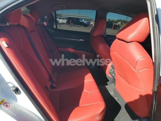 Photo 9 of 2018 TOYOTA CAMRY XSE (VIN 4T1B61HK4JU655514)