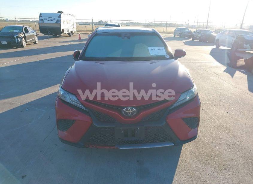 Photo 12 of 2019 Toyota Camry XSE (VIN 4T1B61HK4KU176950)