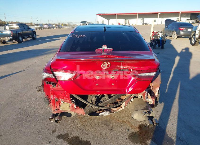 Photo 16 of 2019 Toyota Camry XSE (VIN 4T1B61HK4KU176950)
