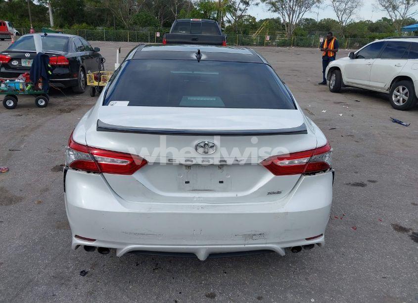 Photo 16 of 2019 Toyota Camry XSE (VIN 4T1B61HK4KU226522)