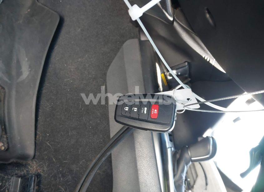 Photo 11 of 2019 Toyota Camry XSE (VIN 4T1B61HK4KU296831)