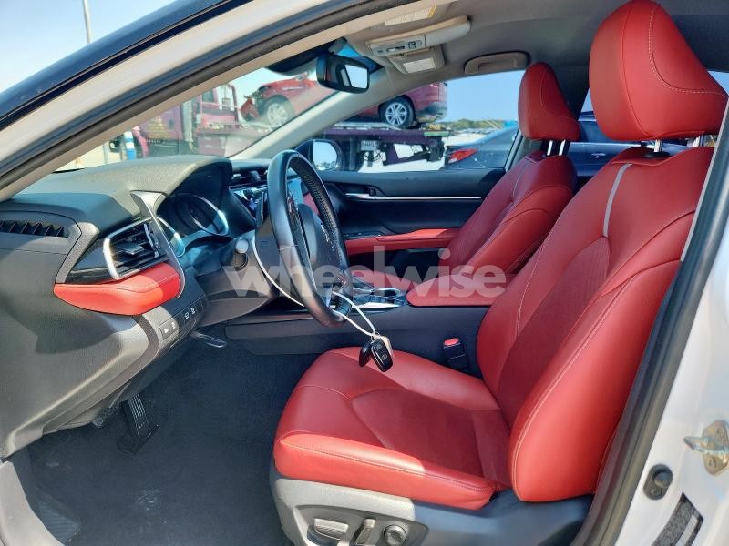 Photo 12 of 2019 TOYOTA CAMRY XSE (VIN 4T1B61HK4KU297283)