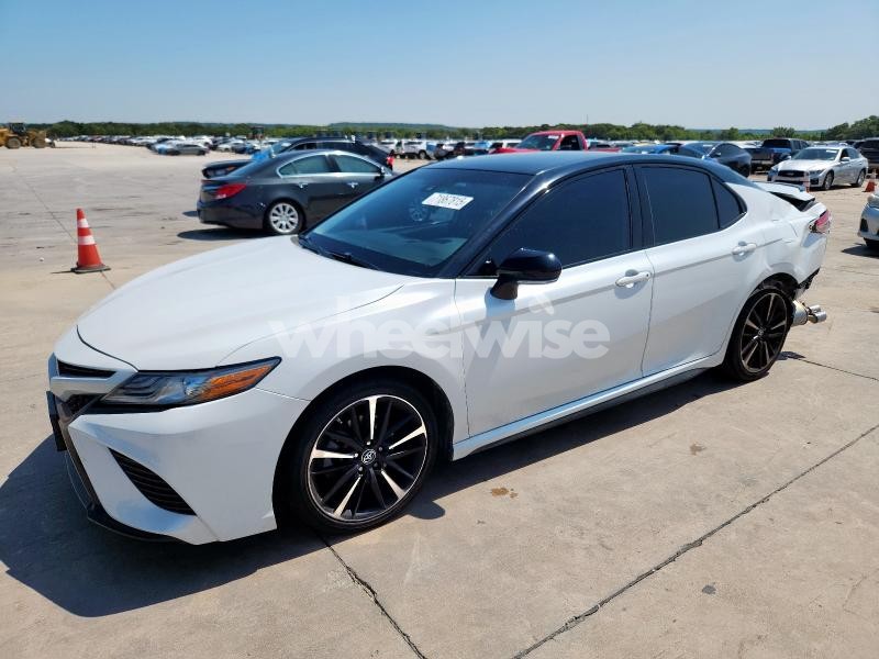Photo 6 of 2019 TOYOTA CAMRY XSE (VIN 4T1B61HK4KU297283)