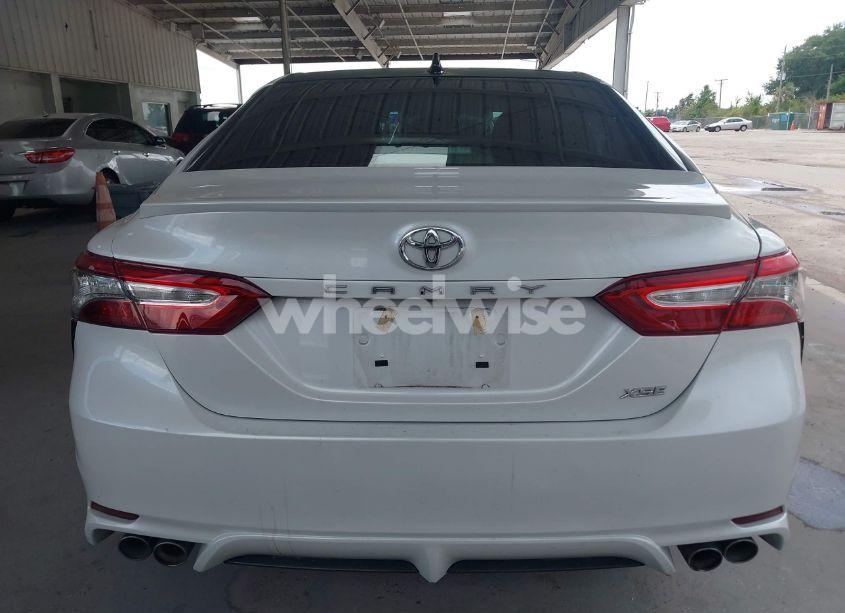 Photo 16 of 2019 Toyota Camry XSE (VIN 4T1B61HK4KU749152)