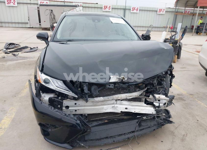 Photo 13 of 2019 Toyota Camry XSE (VIN 4T1B61HK4KU774598)