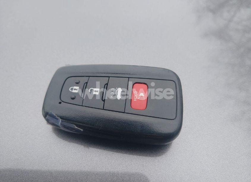 Photo 11 of 2018 Toyota Camry XSE (VIN 4T1B61HK5JU056105)