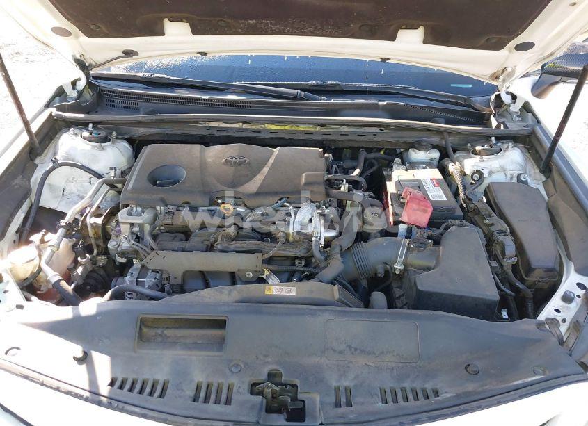 Photo 10 of 2018 Toyota Camry XSE (VIN 4T1B61HK5JU153546)