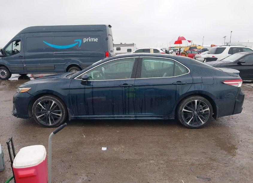 Photo 14 of 2018 Toyota Camry XSE (VIN 4T1B61HK5JU671771)