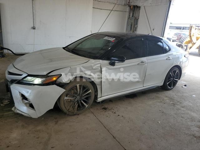 Photo 11 of 2019 TOYOTA CAMRY XSE (VIN 4T1B61HK5KU212046)