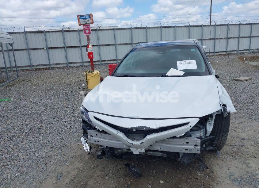 Photo 6 of 2019 Toyota Camry XSE (VIN 4T1B61HK5KU213312)